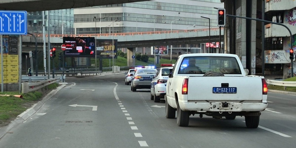 Bačena, ali nije eksplodirala: Najnoviji detalji drame ispred vinoteke na Vračaru