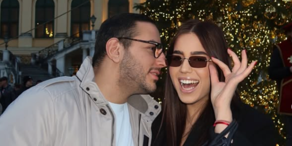 "Tretira je kao pravu kraljicu": Komšije dečka Une Čolić razvezale jezik o pevačevoj naslednici