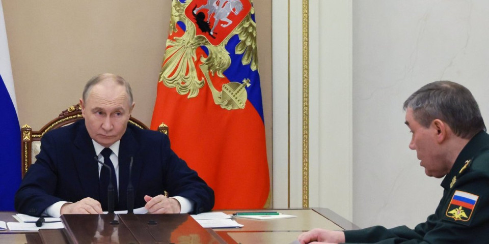 Putin sazvao hitan sastanak u Kremlju: Sva vojna elita je tu - Generali saopštili prelomne vesti
