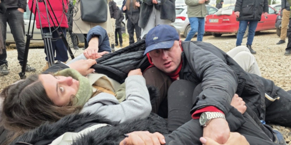 Bruka i sramota! Uhapšen Milan Knežević (FOTO/VIDEO)