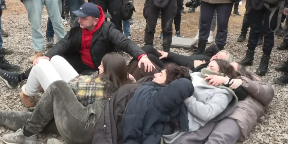 Srbi u Crnoj Gori u teškoj situaciji: Stručnjaci upozoravaju - evo ko stoji iza terora nad srpskim rodom