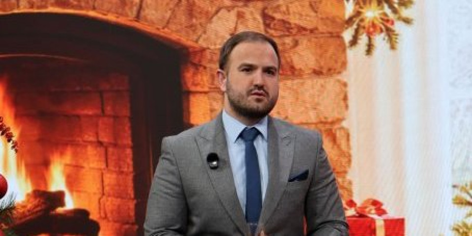 Moj deda nije akademik