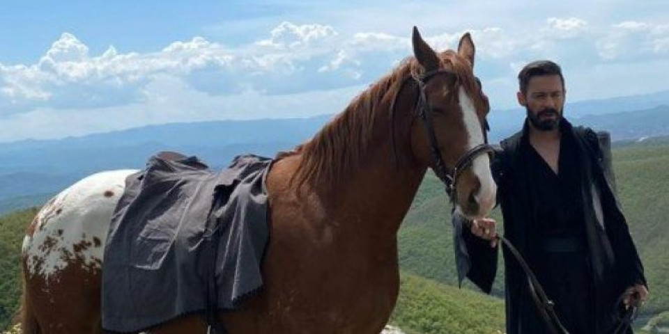 Tužna vest za Milana Vasića na početku 2026. godine: Glumac slomljen, oglasio se na društvenim mrežama