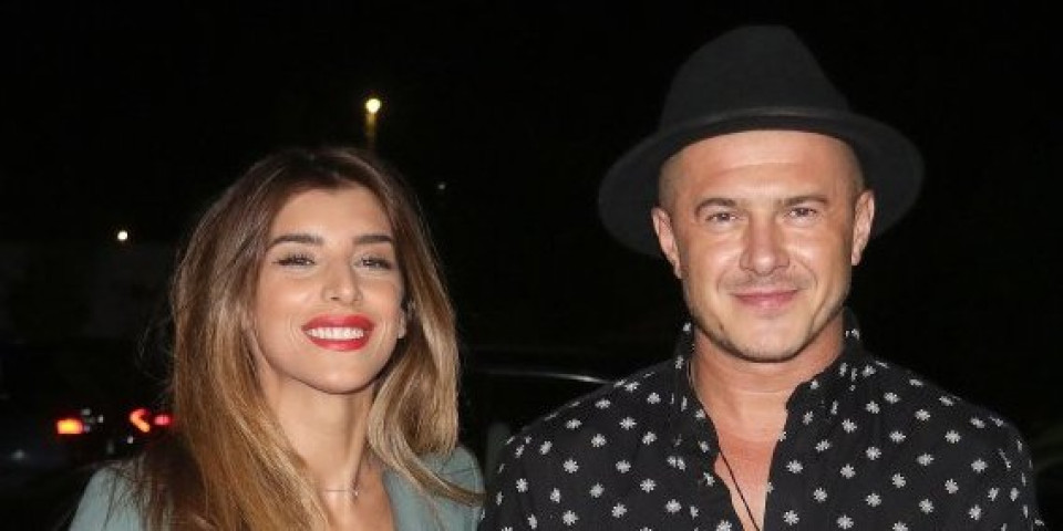 "Starija liči na tatu, mlađa na mamu": Jovana Pajić pokazala koliko su joj ćerke porasle