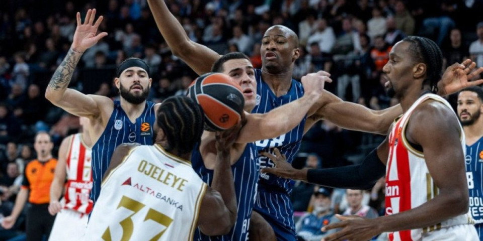 Istorijska pobeda Zvezde u Istanbulu: Raspoloženi Nvora pregazio Efes, crveno-beli trijumfalno započeli 2026!