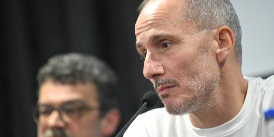 Glumac okačio sliku na Instagramu i razbesneo narod: Podržava blokadere, priča o nemaštini, a uživa u Portugalu