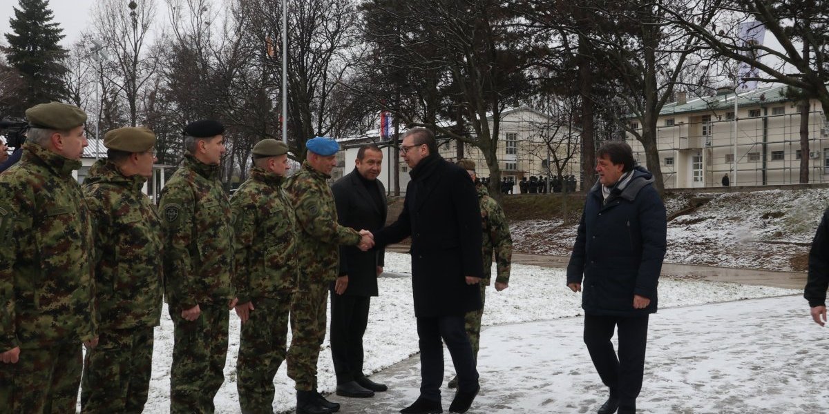 Vučić obilazi novi objekat za smeštaj ''Kobri'
