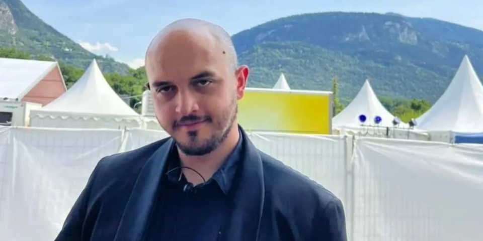 Minut ćutanja za stradale u Švajcarskoj! Srbi se okupili da odaju počast palom heroju Stefanu