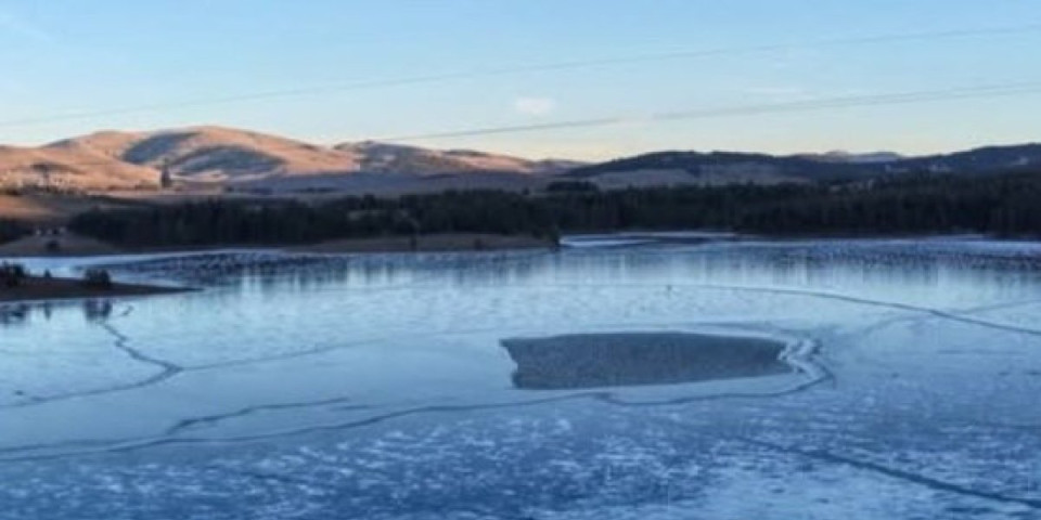 Nestvarno: Pogodite gde se nalazi ovo jezero