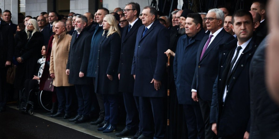 Imamo još jednu važnu investiciju! Veliki dan za Trebinje: Vučić prisustvovao otvaranju bolnice (FOTO/VIDEO)