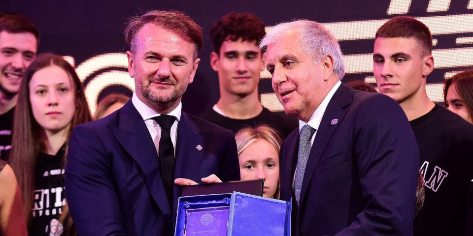 Hoću sedam naših u Partizanu: Glumačka legenda o susretu sa Žocom i Ostojom u kafani (VIDEO)