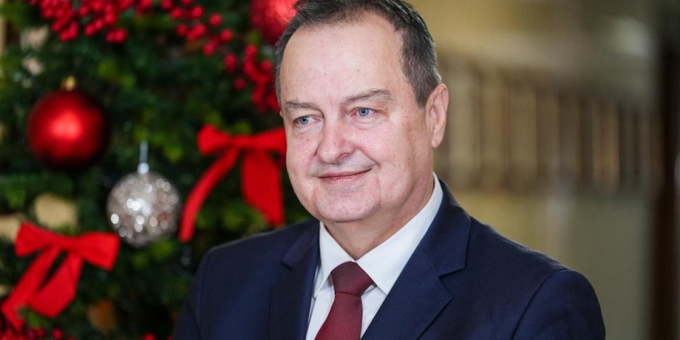 Dačić čestitao Božić: Neka svetlost Vitlejemske zvezde obasja sve domove