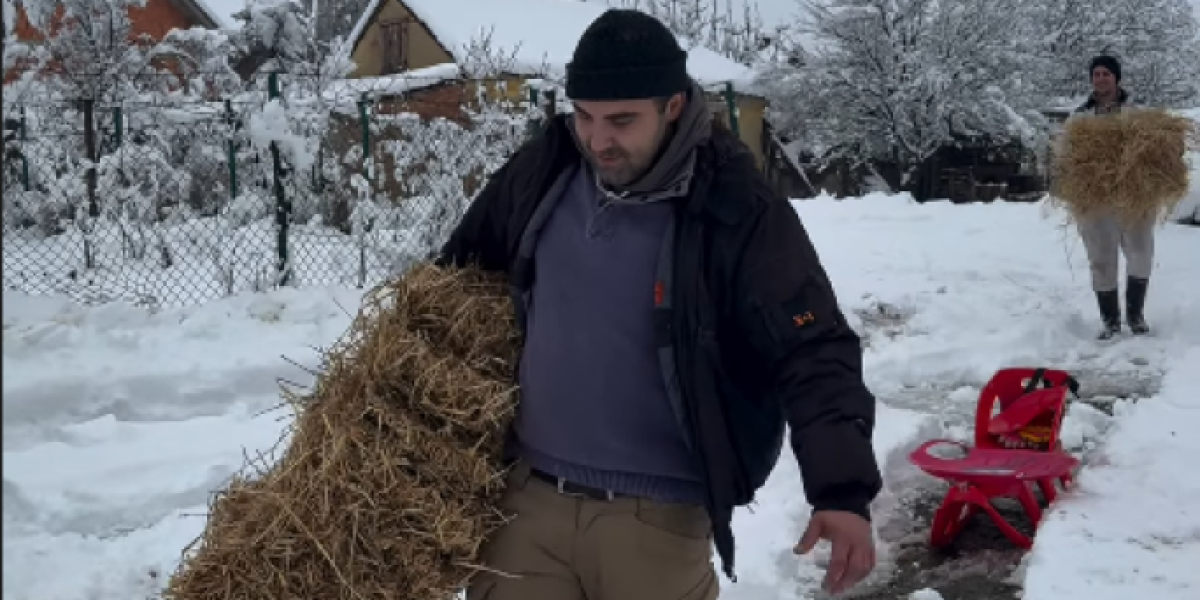 Unosi se slama i Badnjak