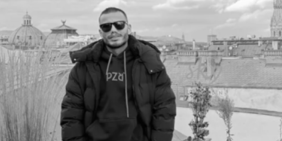 Hitna ga bez svesti odvezla u Urgentni - Novi detalji o smrti poznatog estradnog frizera