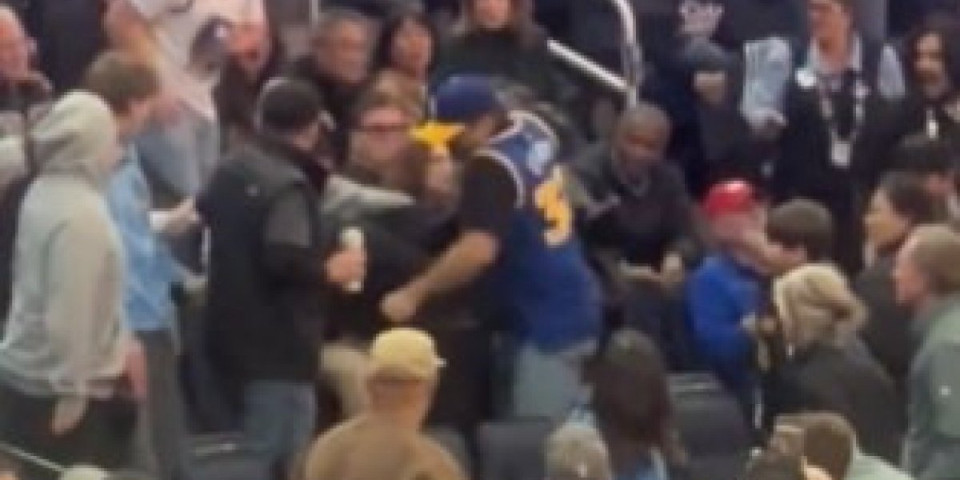 Jokićev brat je "mala maca" za ovo: Brutalna tuča navijača na NBA utakmici - Jedva ih razdvojili (VIDEO)