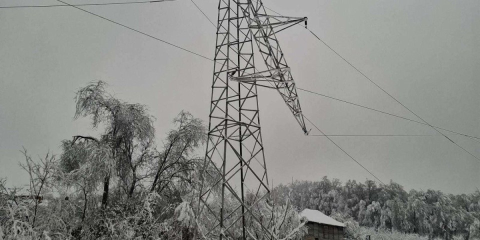 Padavine izazvale haos - Hitno se oglasila EDS: Tiče se struje