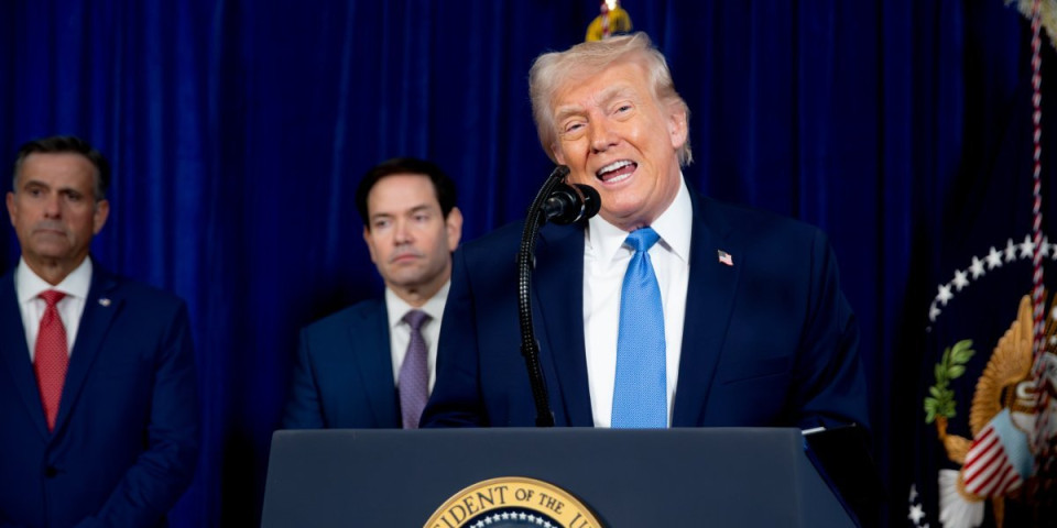 (VIDEO) Ode svet dođavola! Tramp uživo na TV najavio invaziju još jedne zemlje - počinju dejstva na terenu...