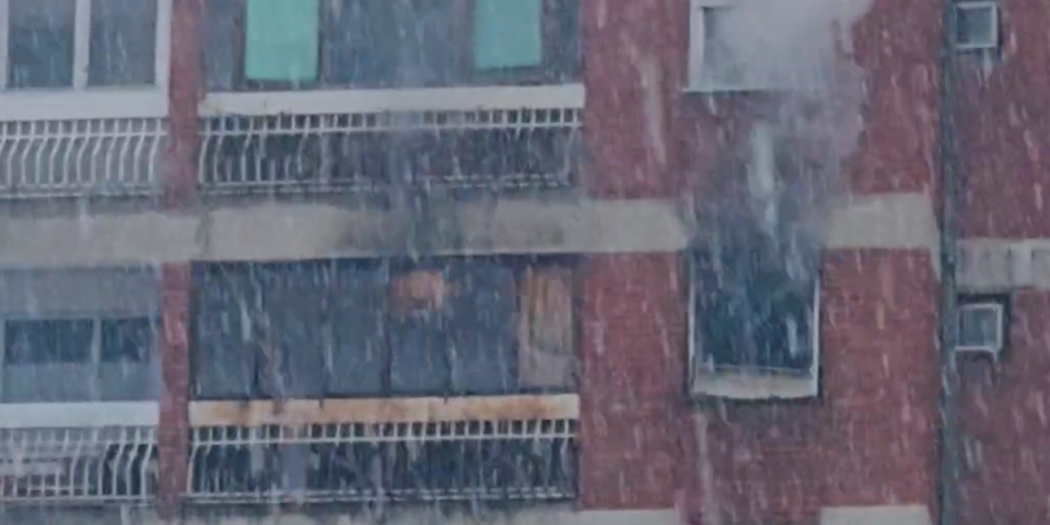 Dvadeset ljudi u bolnici: Užas nakon požara u Majdanpeku (VIDEO)