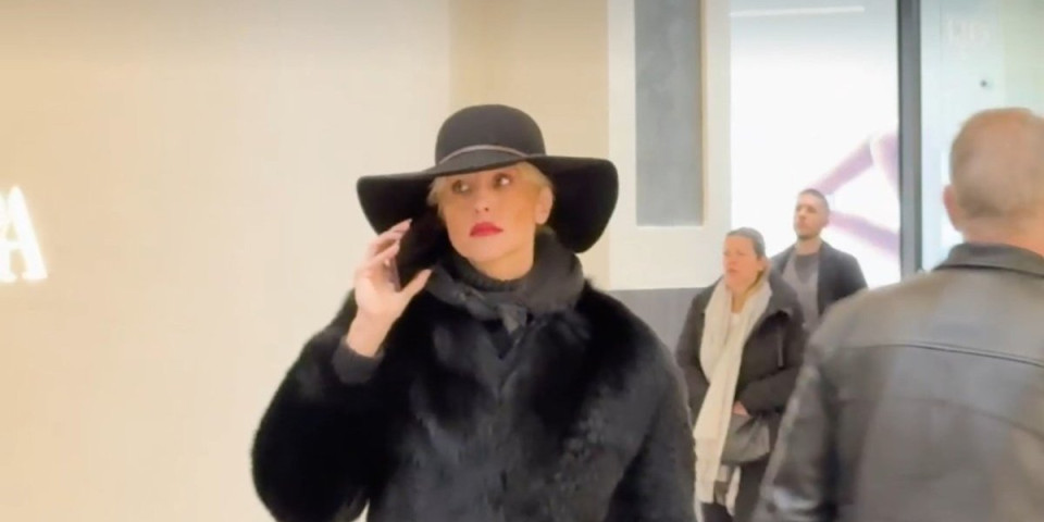 Popularna glumica "na merama": Otkrivamo kako Iva Štrljić uvežbava novu ulogu (VIDEO)