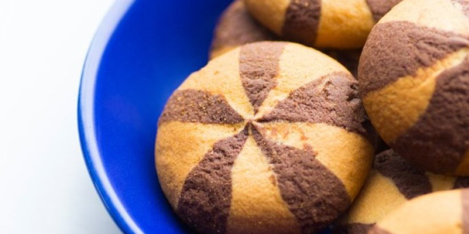 Ruski trik za dvobojne kakao keksiće: Kao iz poslastičarnice - topi se u ustima (VIDEO)