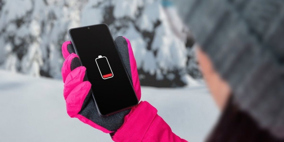 Hladnoća je ubica baterije: Telefon nestaje pred očima, evo kako da ga zaštitite tokom zime