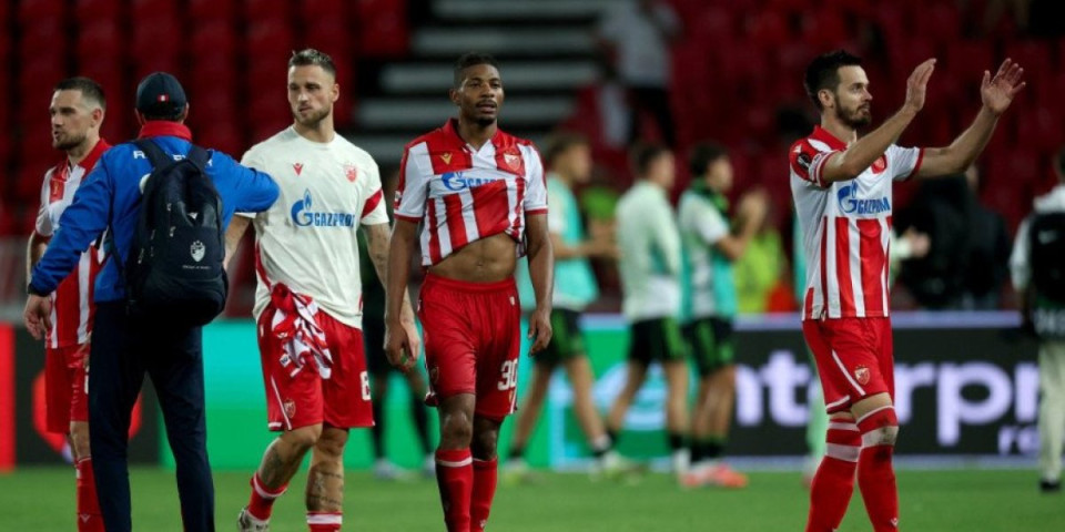 Katastrofa: Posle Ivanića, povredio se još jedan fudbaler Zvezde? Legao na travu, odmah tražio izmenu