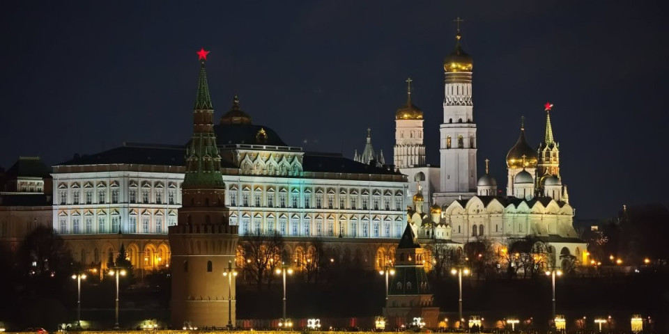 Zagrmeno Kremlj: Evropljani, kukate zbog Grenlanda, a kad ste sa SAD počeli kidanje KiM od Srbije... - upozoravali smo vas