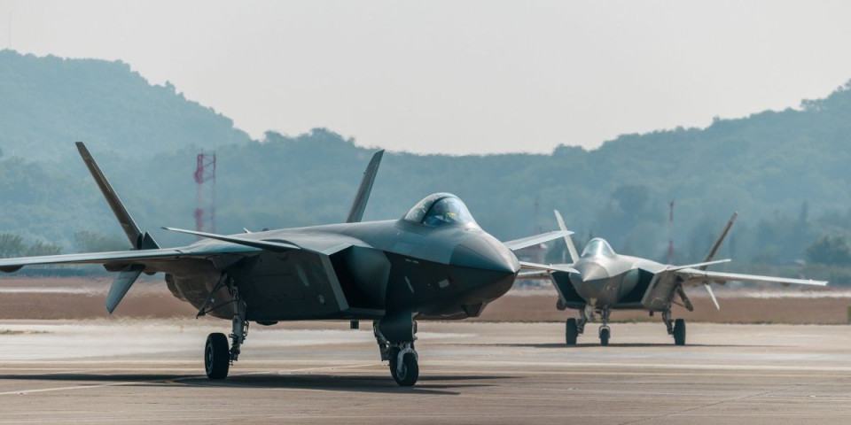 Amerika u panici, Kina sprema stelt udar! Peking upalio mašine za masovnu proizvodnju nevidljivog lovca (VIDEO)