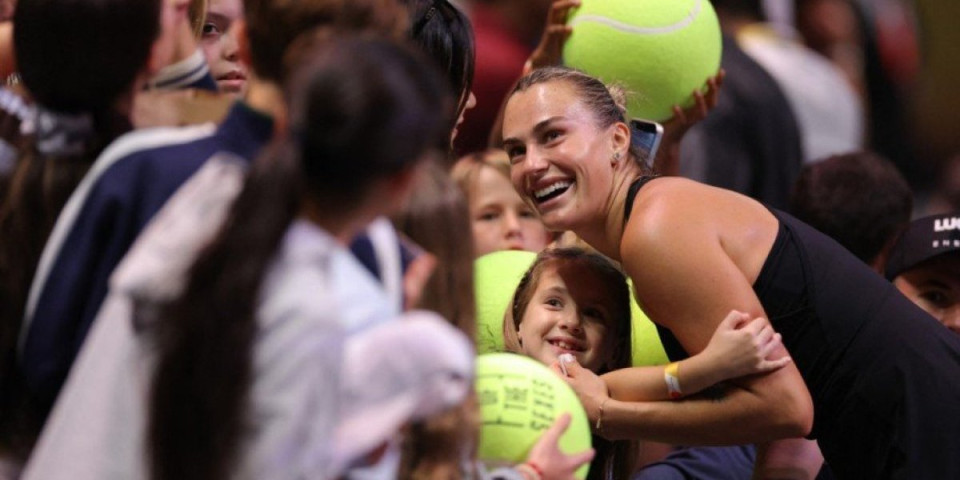 Sabalenka posle osvajanja titule napravila šokantan potez - Prva teniserka sveta opet zapalila mreže (VIDEO)