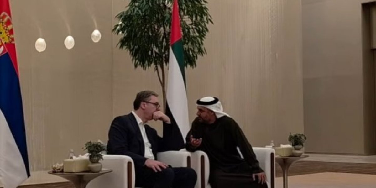 Predsednik Vučić u razgovoru sa Mohamedom Binom Zajedom