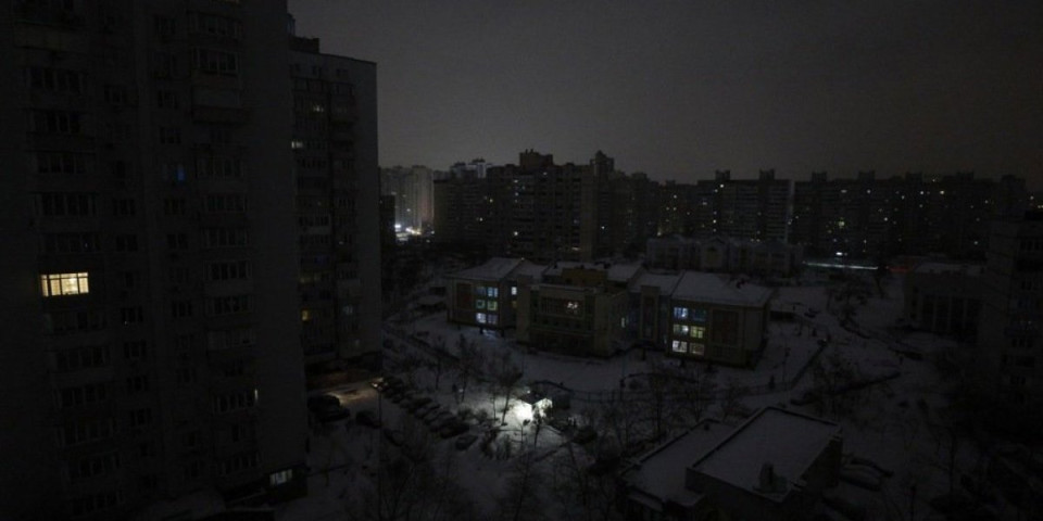 Kijev u mraku: 70% grada bez struje nakon masovnog ruskog napada