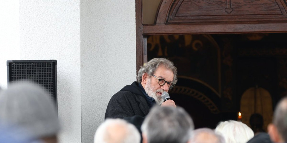 "Potkrala se greška": Boda Ninković umalo šokirao sve prisutne na sahrani Ljube Ninkovića