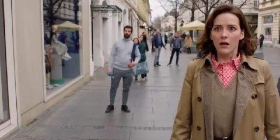 Čudovište u Knez Mihailovoj: Ljudi beže i vrište, snimak gleda ceo svet (VIDEO)