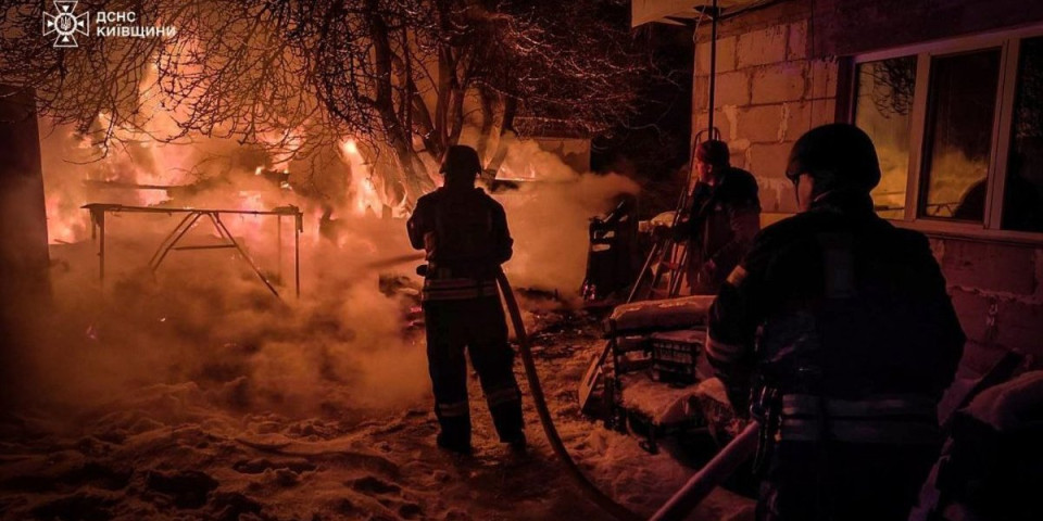 Ruski roj dronova spržio energetiku! Zelenski očajan: 113 letelica i rakete napravile haos širom zemlje (VIDEO)