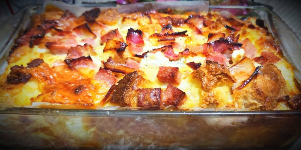 Pita kakvu do sad niste probali: Savršen spoj šunke i sira po bakinom receptu (VIDEO)