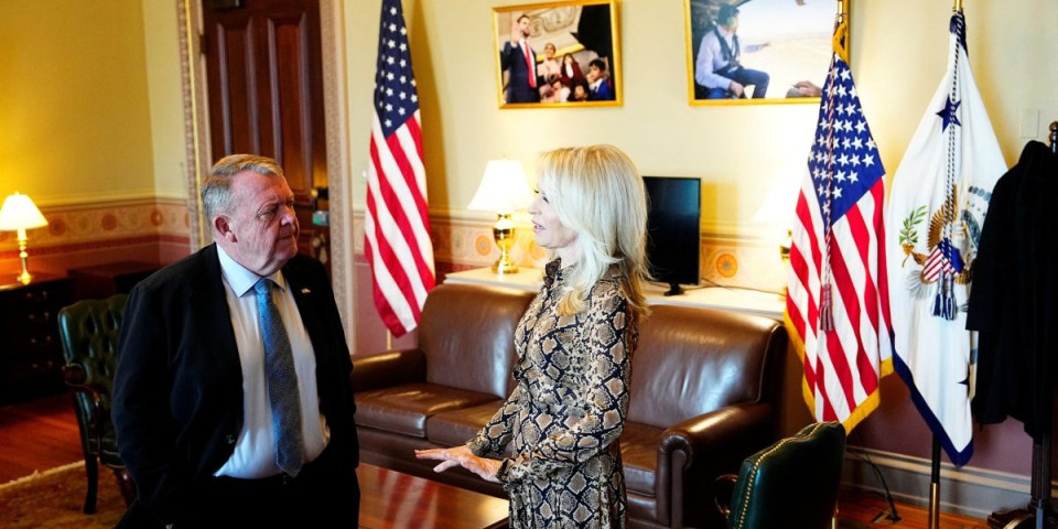 Incident na sastanku SAD i Danske: Jedna osoba izbačena iz zgrade