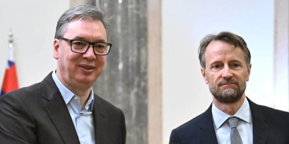 Oglasio se Vučić nakon sastanka sa ambasadorom EU u Srbiji: Ovo su bile ključne teme