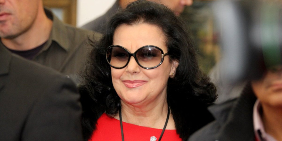 "Snežana Savić me je sačekala u spavaćici": Kompozitor se prisetio šok scene na vratima stana