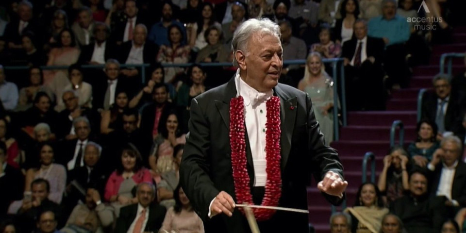 Spekatkl Beogradske filharmonije u Indiji: Stajaće ovacije, rođendanska pesma za Mehtu