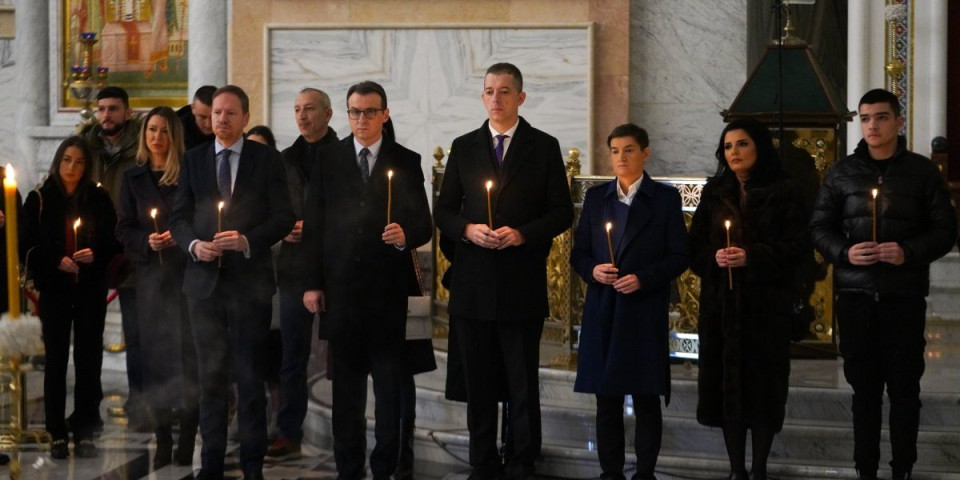 Osam godina od smrti Olivera Ivanovića: Brnabić prisustvovala pomenu, pa poručila: "Priština sabotira istragu o njegovom ubistvu" (FOTO)