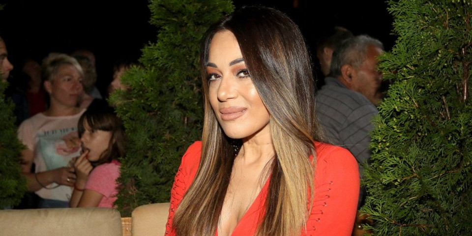 "Da sam mogao da je zabranim, nikad ne bi došla u Grand": Voditelj o skandalu Jadranke Barjaktarović