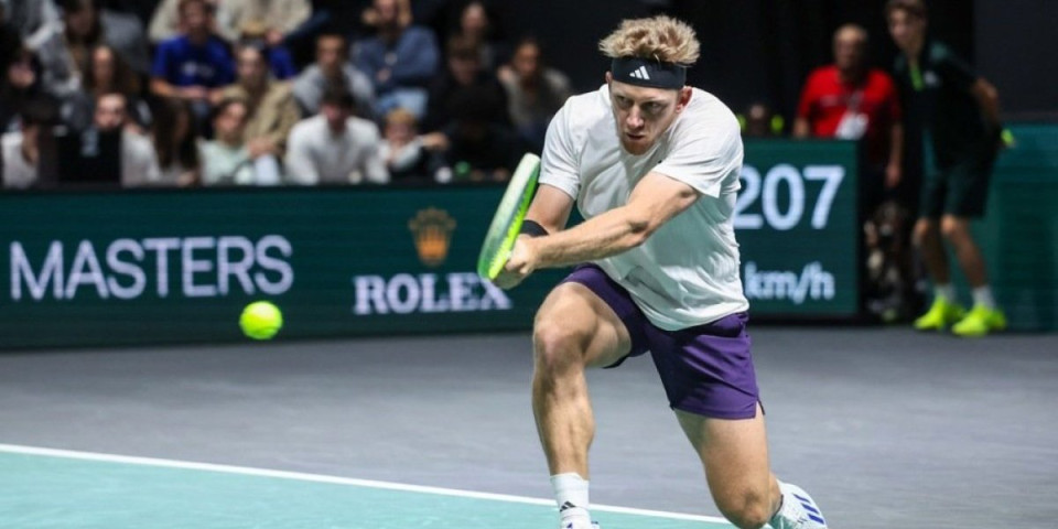 Najgori potez u istoriji tenisa?! Niko ne veruje šta je uradio jedan od najpoznatijih igrača sveta (VIDEO)