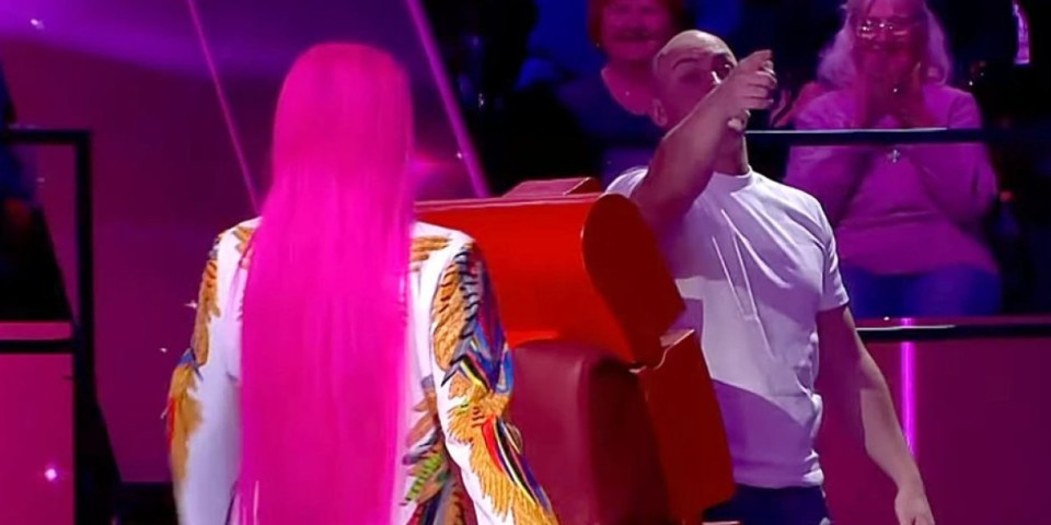 "Zovi obezbeđenje, molim te!": Desingerica po celom studiju bežao od Zorice Brunclik