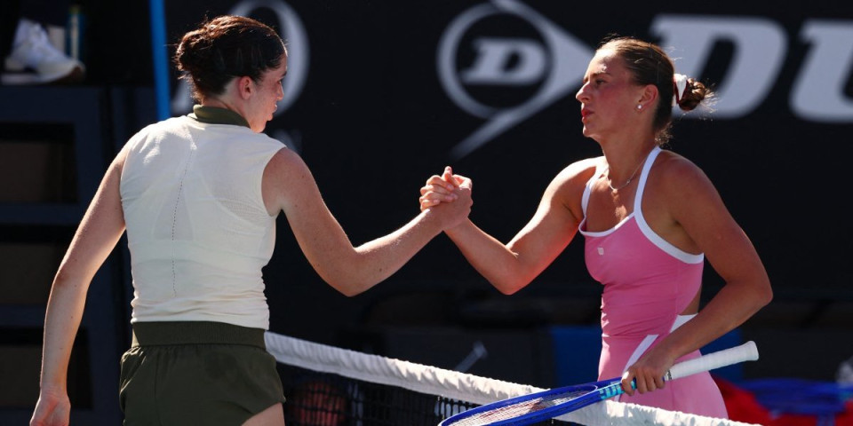 Fijasko Ukrajinke: Ismevala Sabalenku, pa ponižena na Australijan openu