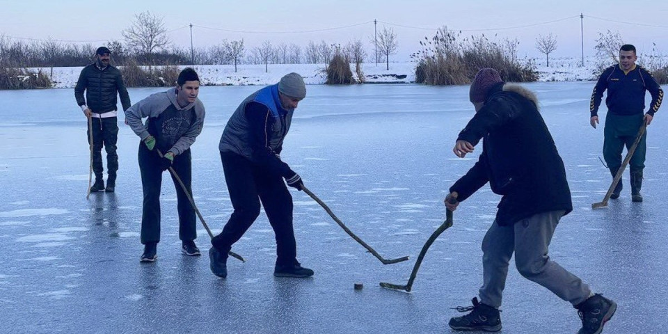Il' su ludi il' su hrabri: Pogledajte gde igraju hokej