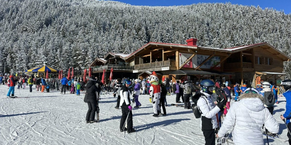 Srbi u šoku: Bugari deru kožu sa leđa - sve je duplo skuplje (FOTO)