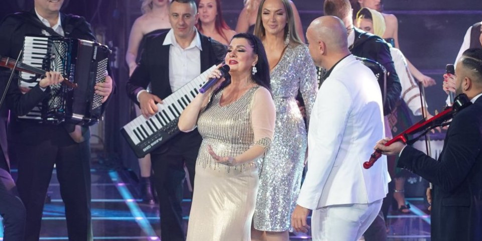 Saški Karan prete smrću - Pevačica tvrdi da se sprema njena likvidacija