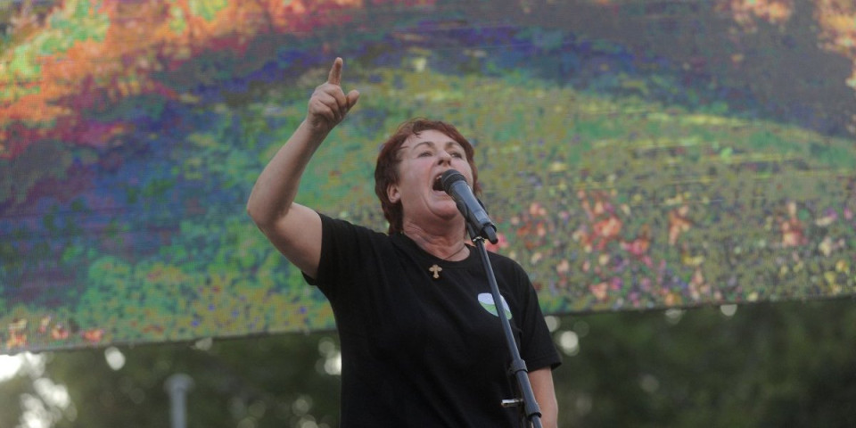 (VIDEO) Ima li koga?! Gde su Tužilaštvo, stranke, NVO: Hoće li neko da osudili skandalozan govor koji je zgrozio Srbiju