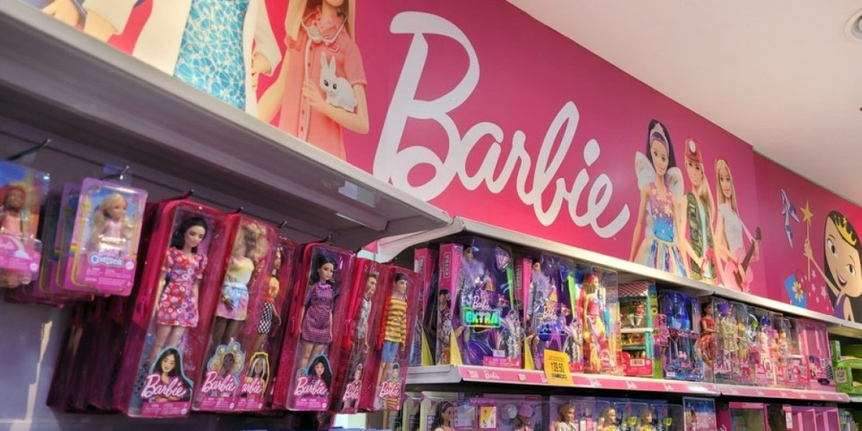 Predstavljena Barbi lutka sa autizmom, internet gori od reakcija - mnogima su krenule suze (FOTO/VIDEO)