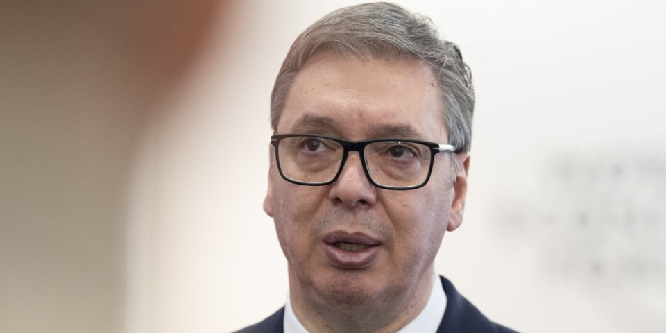 "Šta je trebalo da uradimo, da uđemo u sukob sa Rusijom": Vučić iz Davosa žestoko odgovorio blokaderima